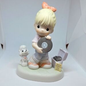 Precious Moments Figurine 4001670 "Hopping for the Best"